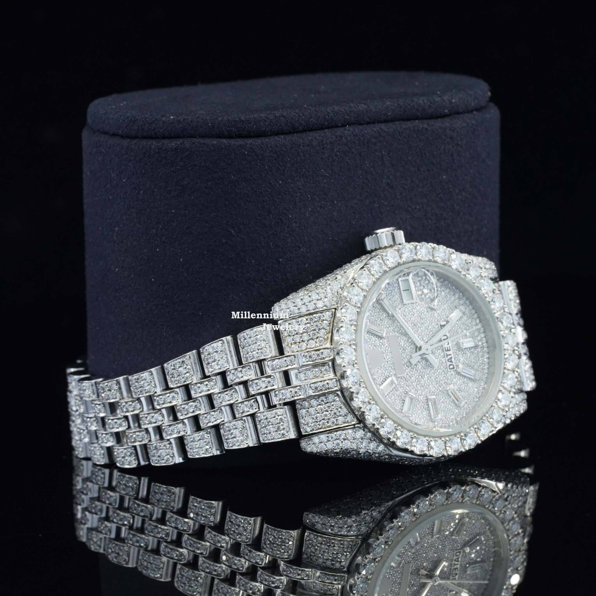 Iced Out Moissanite Watch Diamond Embellished Analog Fully Automatic Watch For Men Body