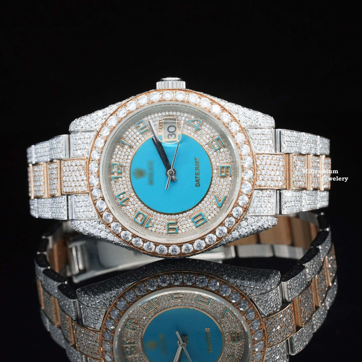 Pretty Iced Out Automatic Superior Moissanite Diamond Watch With Rose Gold Color