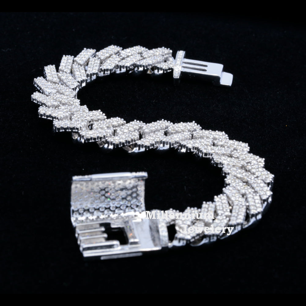 Fantastic Moissanite Diamond Cuban Link White Color Bracelets First