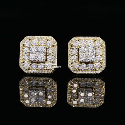 Fashionable Round Cut Screw Back Moissanite Diamond Earring Gold