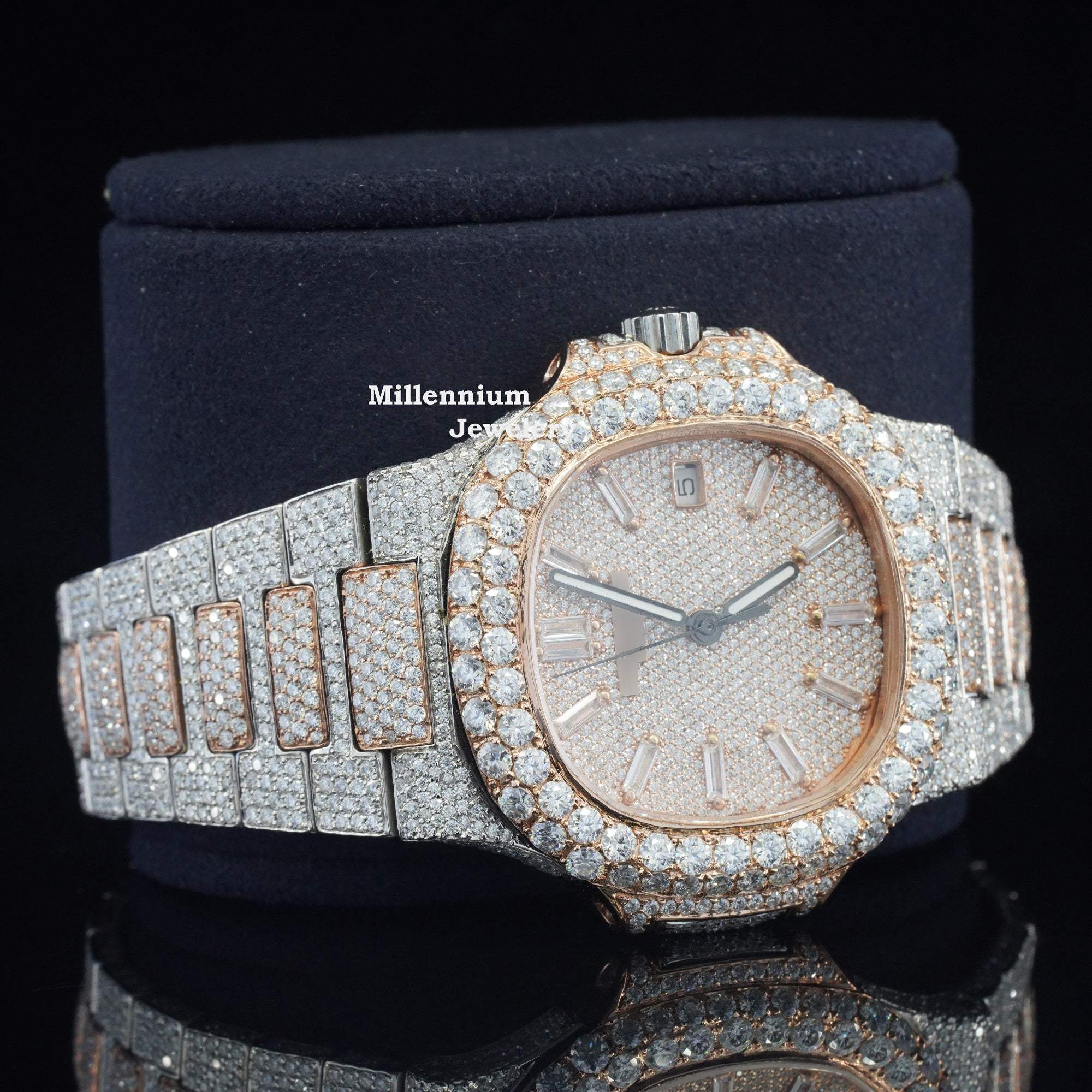 Classic Iced Out Sapphire Crystal Glass Automatic Watch With Diamond Dial