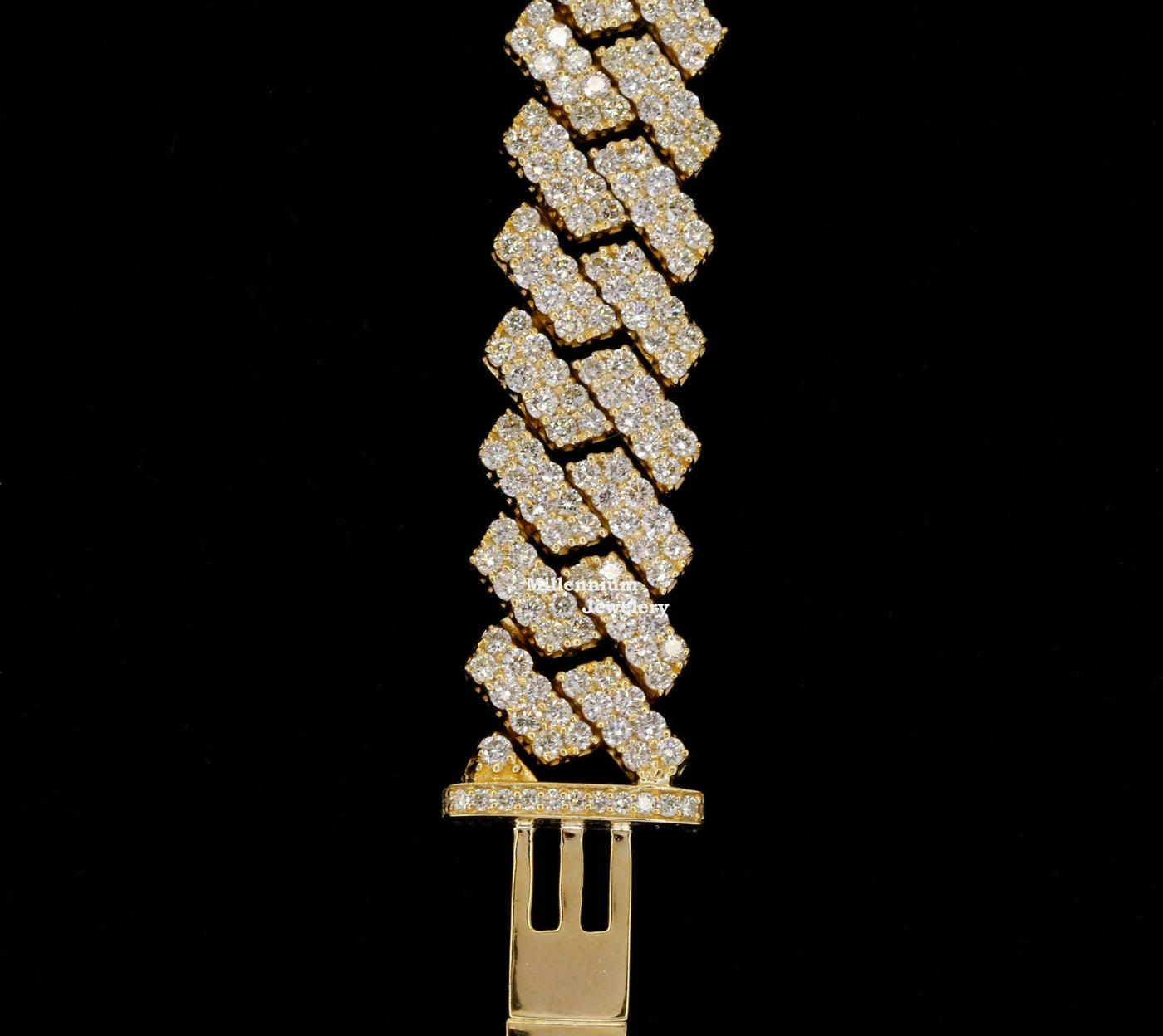 Fabulous Moissanite Round Diamond Cuban Link Bracelets Fifth