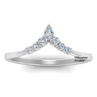 Moissanite 0.80ct Pear Cut Diamond Chevron Awesome Promise Band