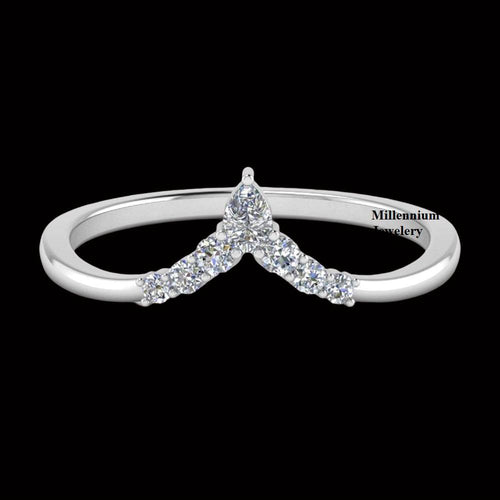 Moissanite 0.80ct Pear Cut Diamond Chevron Awesome Promise Band