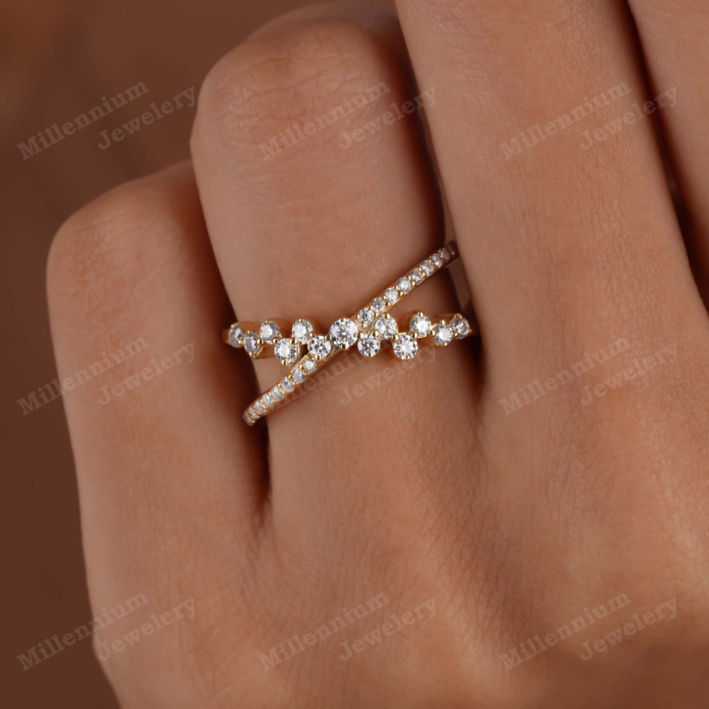 Cross Pattern Brilliant Cut Round Engagement Band In Lab Grown Diamond Sixth