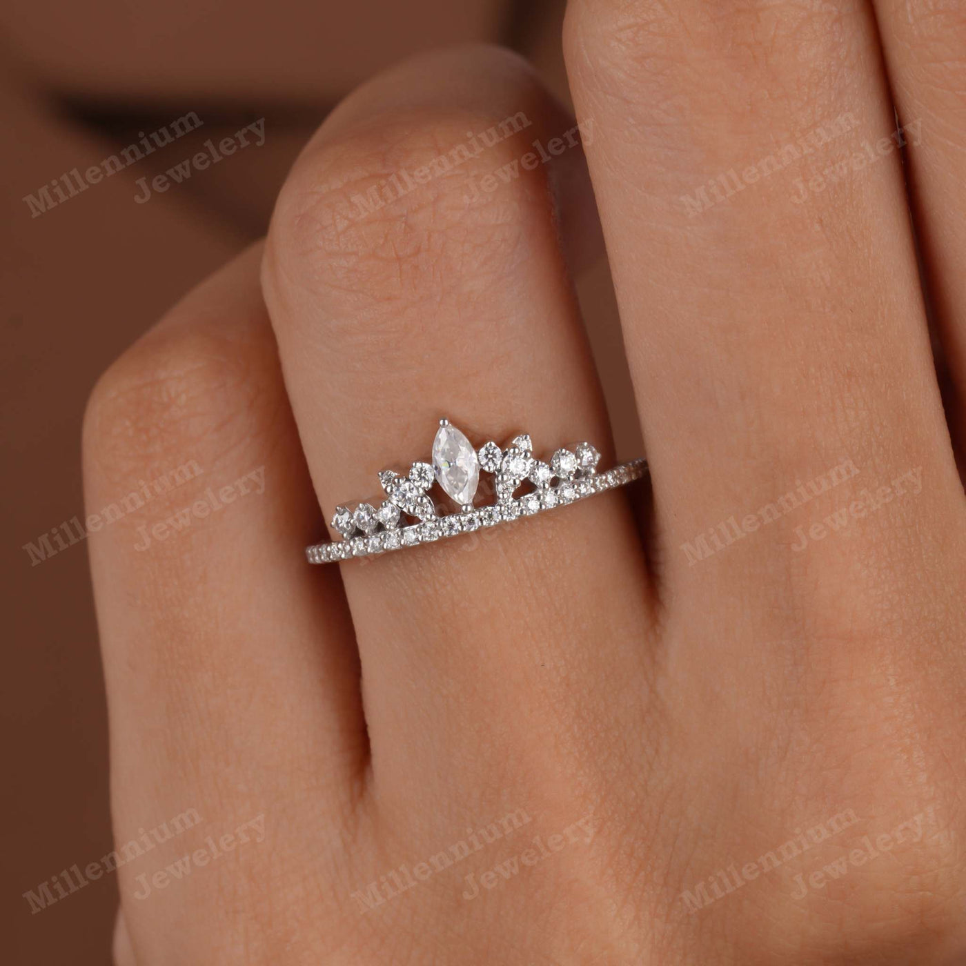 Round Cut Fancy Design Wedding Band In Lab Grown Diamond Eight