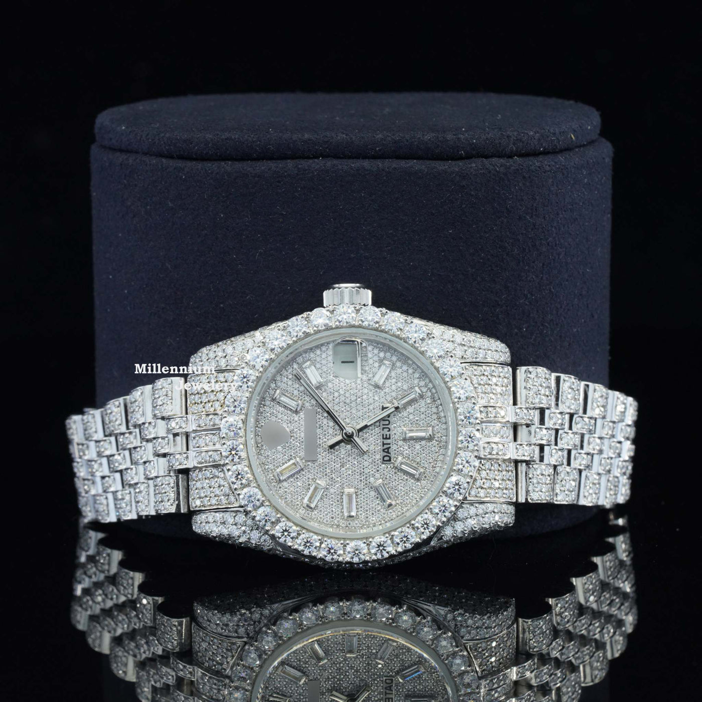 Moissanite Diamond Embellished Analog Fully Automatic Watch Body