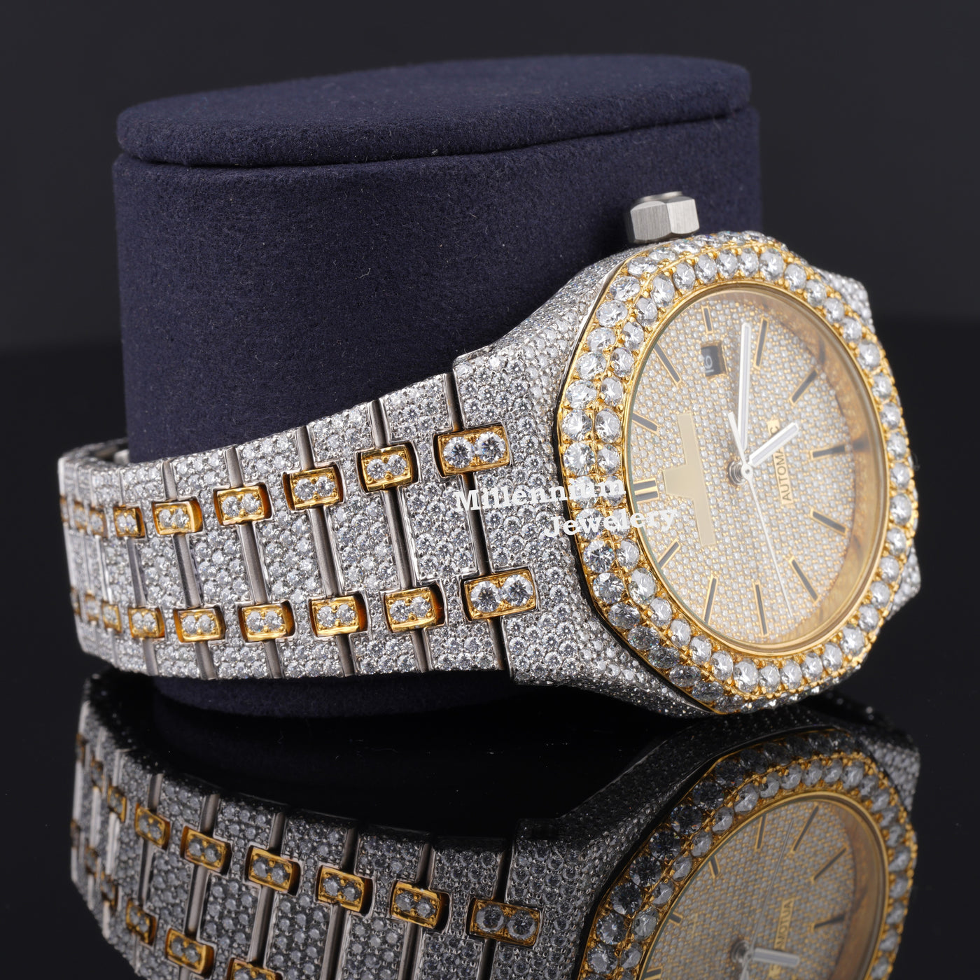 Round Dial Automatic Date Window Moissanite Diamond Watch Second