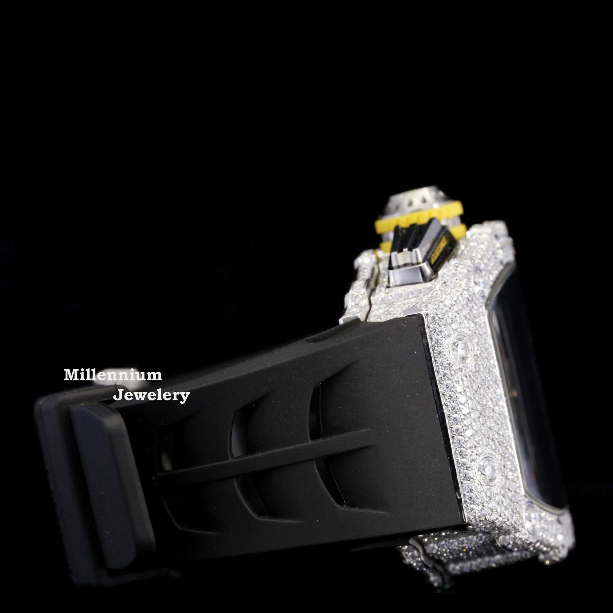 Aesthetic Automatic Moissanite Watch With Black Rubber Belt Second