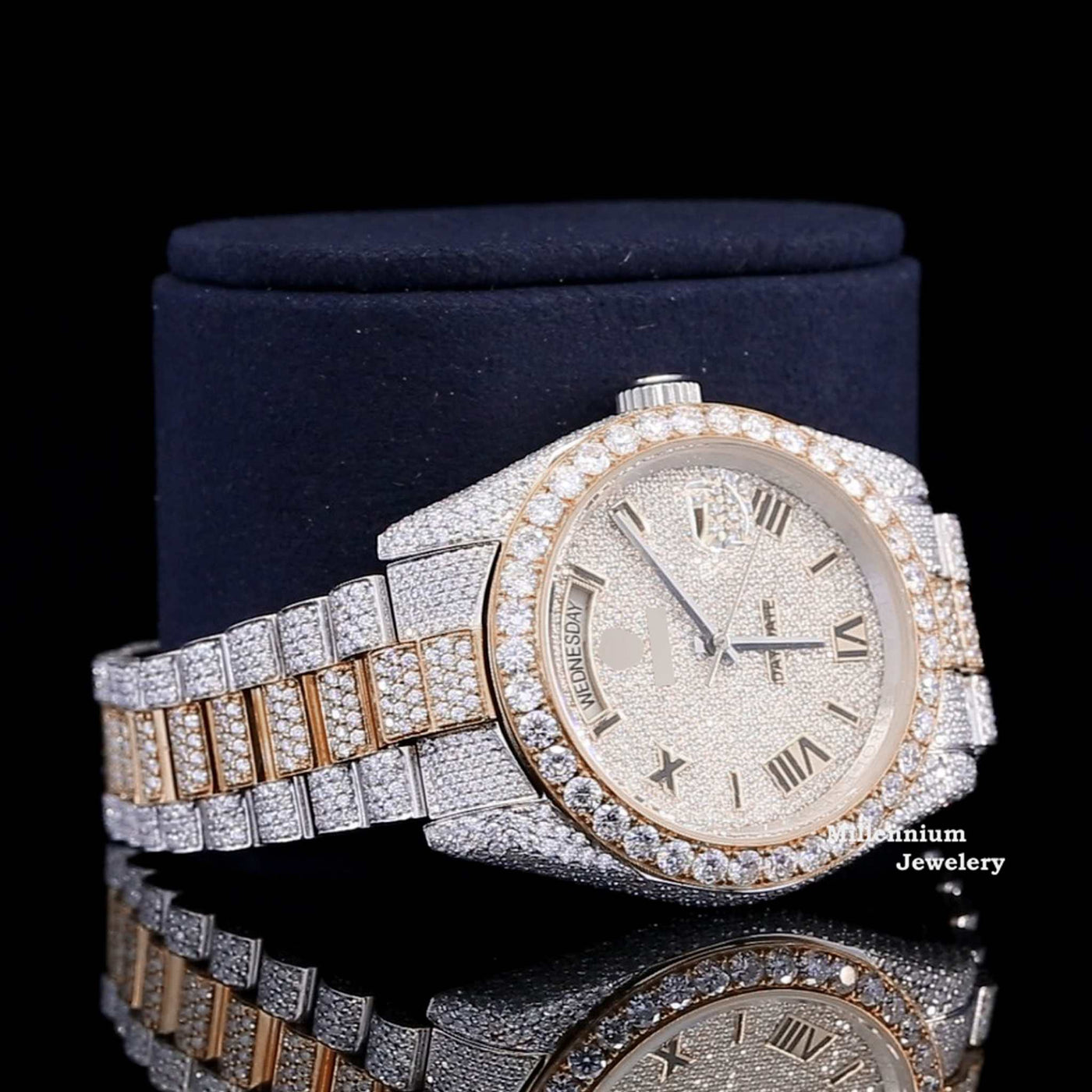 Stylish Full Body Diamond Iced Out Moissanite Watch Luxurious For Men Second