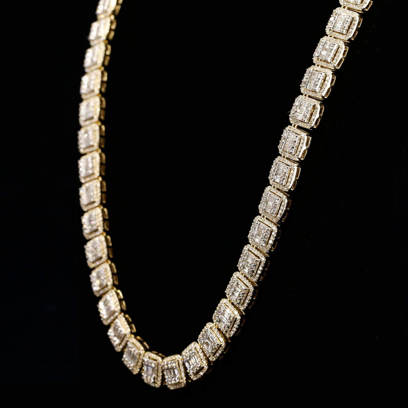 Moissanite Diamond Embellished Hip Hop Style Cuban Link Chain With Heavy Quality