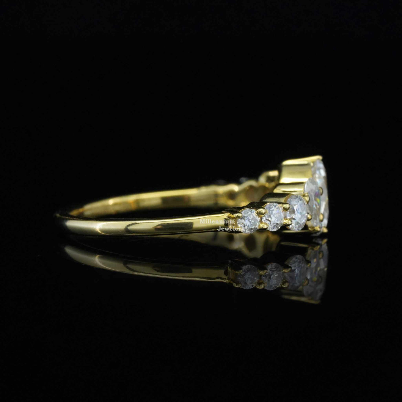 1.2ct Pear And Round Moissanite Band For Women