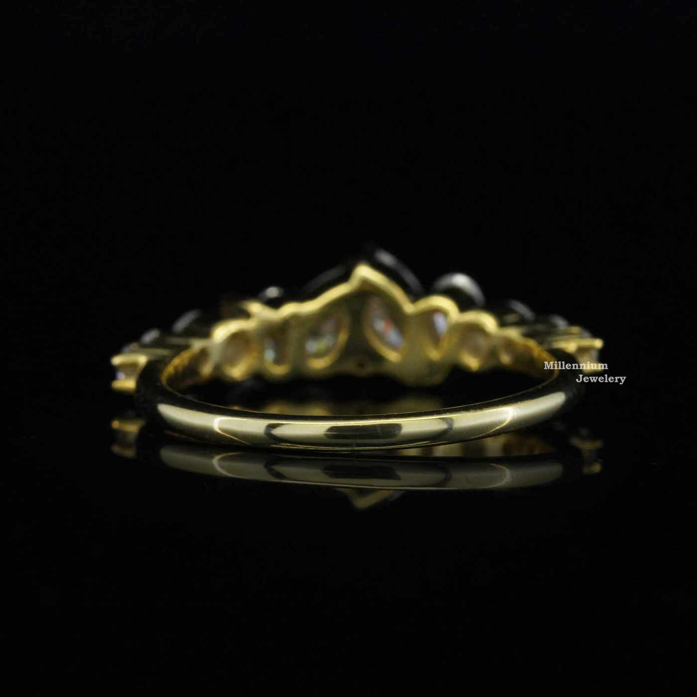 1.2ct Pear And Round Moissanite Band For Women