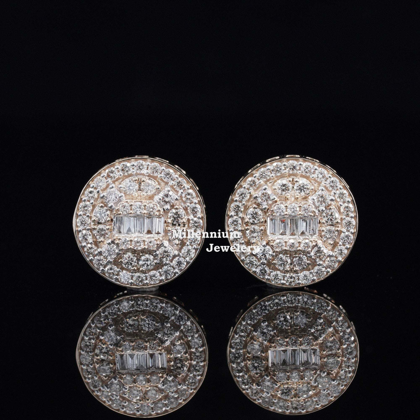 Amazing Round Moissanite Diamond Fancy Look Hip Hop Style Stud Earring Seven