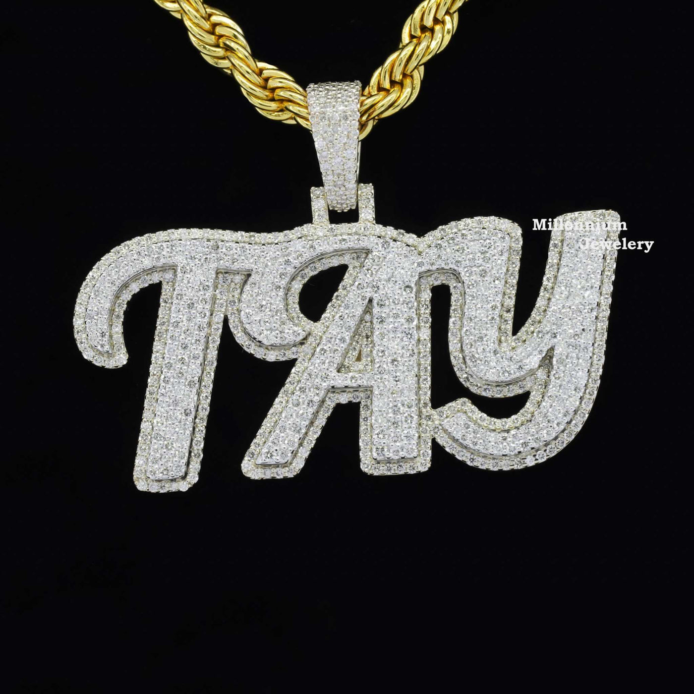 Custom Tay Name Classic Moissanite Diamond Round Shape Hip Hop Pendant Fifth