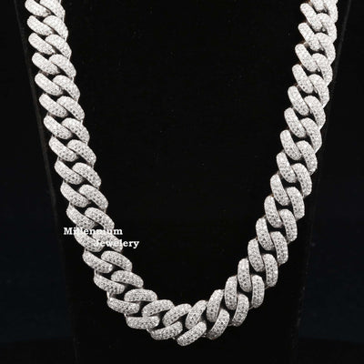 Gold Elegant Mens Cuban Link Chain Studded With Moissanite Diamond With White Gold