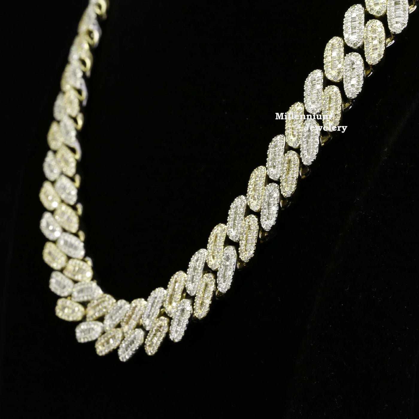 Moissanite Diamond Iced Out Hip Hop Cuban Link Chain For Heavy Quality